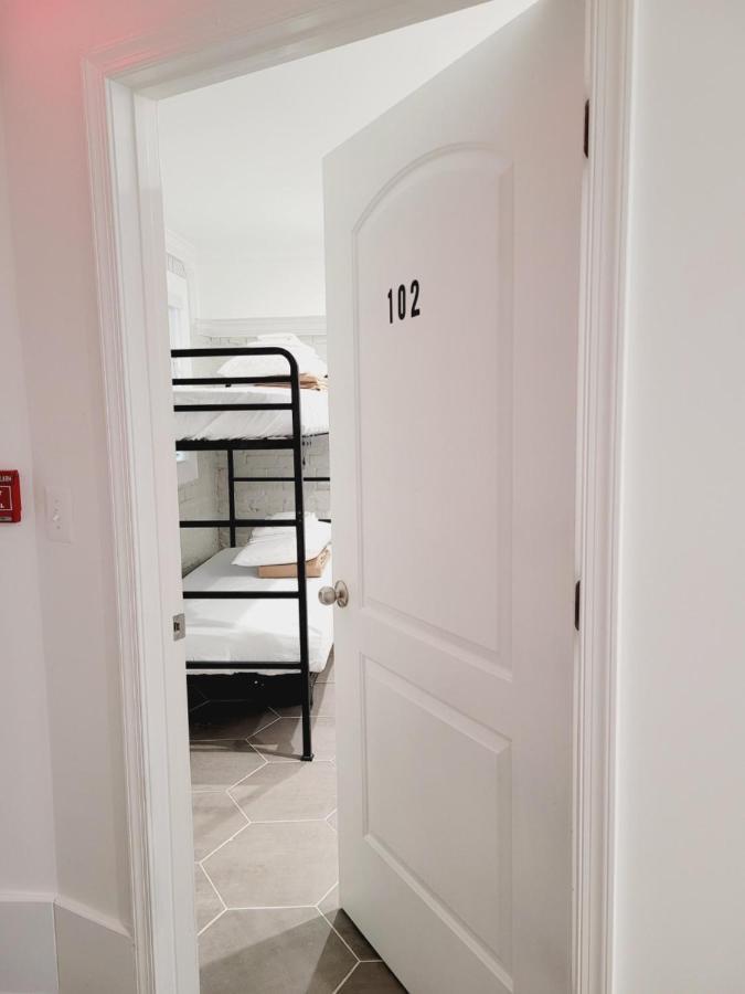 May Flower Hostel Llc วอชิงตัน ภายนอก รูปภาพ